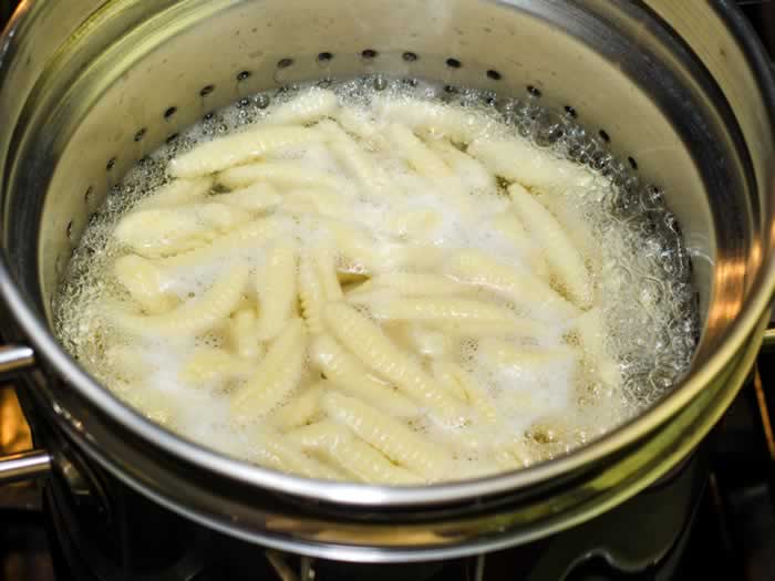 Boiling Ricotta Cavatelli Pasta 