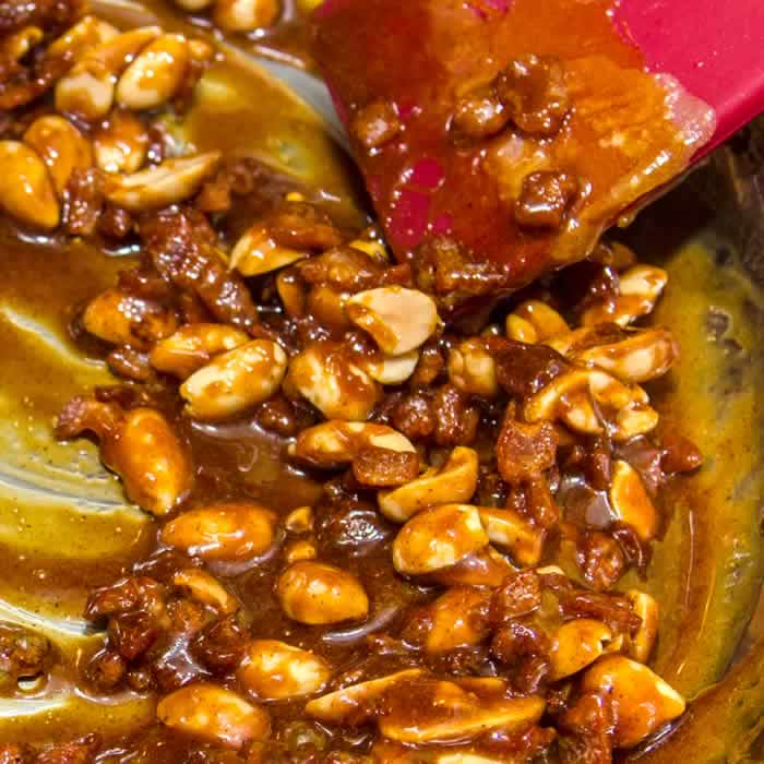 Spicy Caramelized Bacon & Peanuts_3